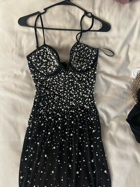 Black Pearl-Embellished Bodycon Dress
